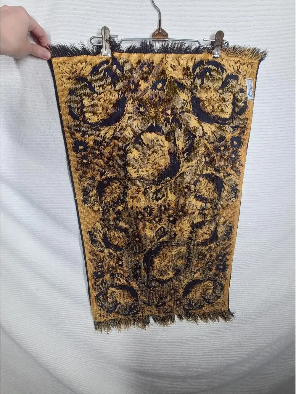 Vtg 70s Fieldcrest Poppies Bath Towel Black Gold 100% Cotton Bathmat Retro Rare
